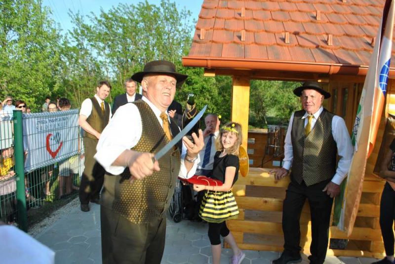 Klikni za ogled večje slike